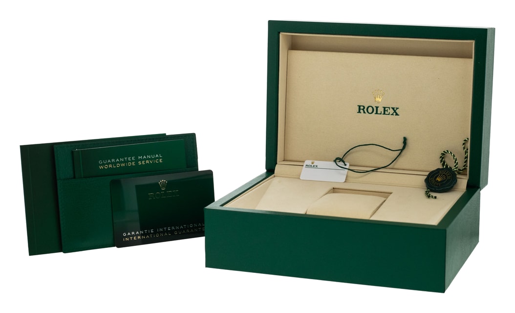 Rolex Oyster Perpetual 126000 Image 4